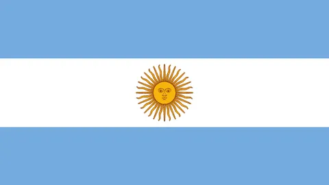 阿瑙进球引发冲突，对阿利奥夫斯基母亲爆粗口，现场气氛紧张